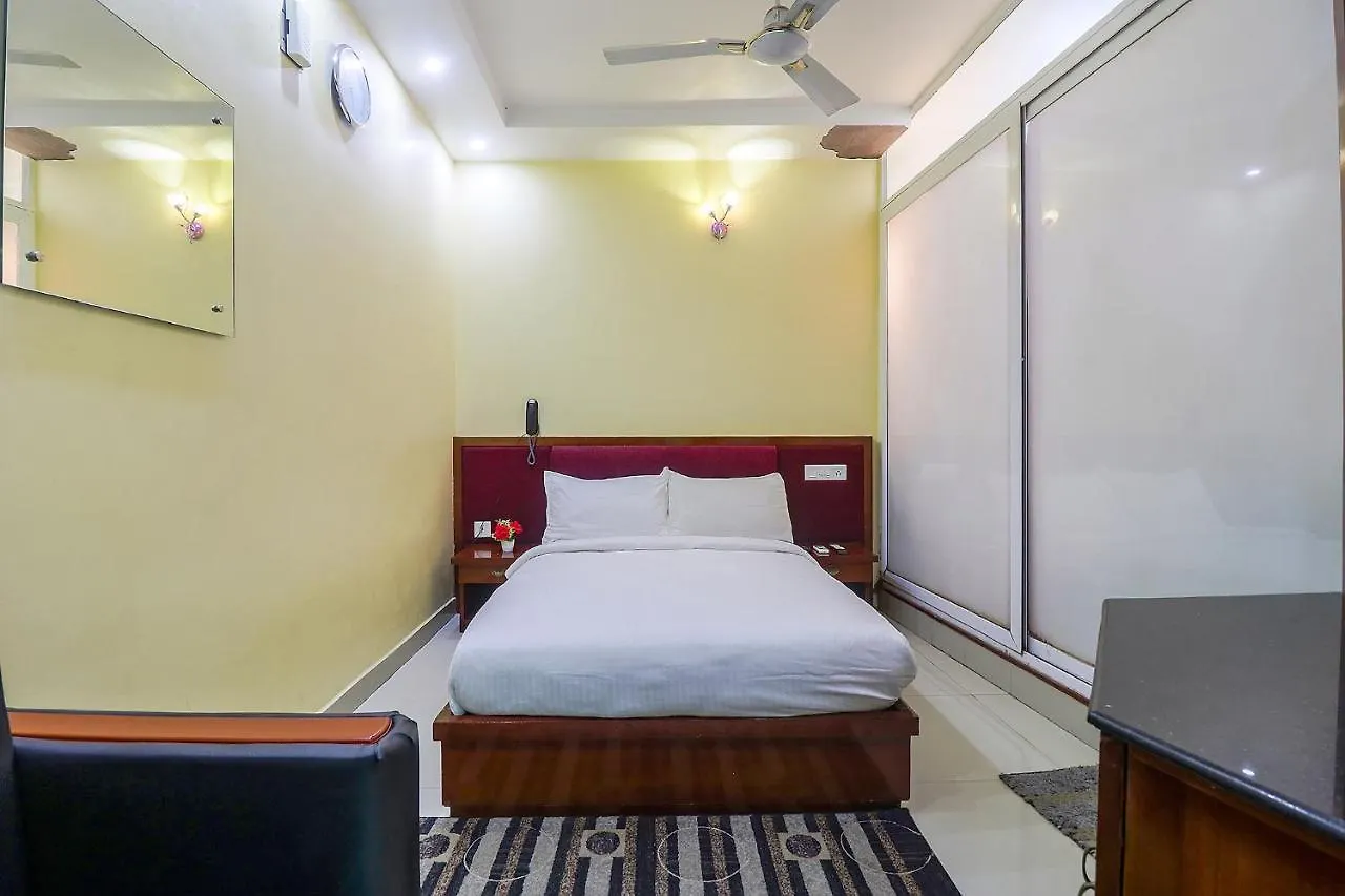 Fabhotel Ghala Residency Kochi Hotel